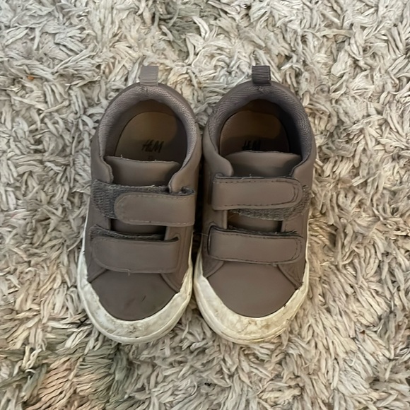 H&M Toddler Shoes - Picture 2 of 4